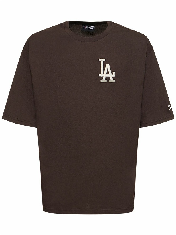 Photo: NEW ERA - League Essentials La Dodgers T-shirt