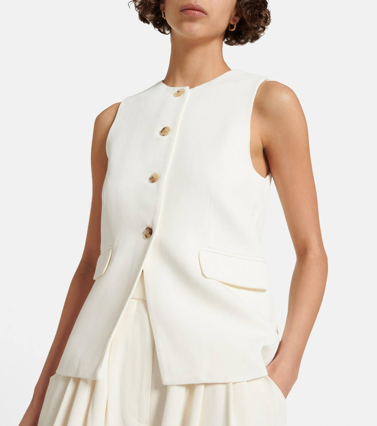 CO - Buttoned vest