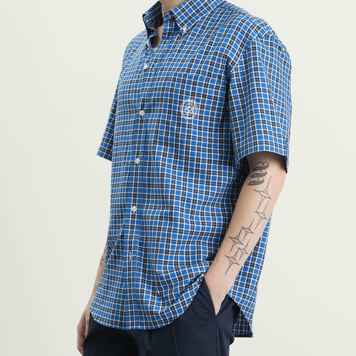 Drôle de Monsieur Men's Short Sleeve Check Shirt in Blue