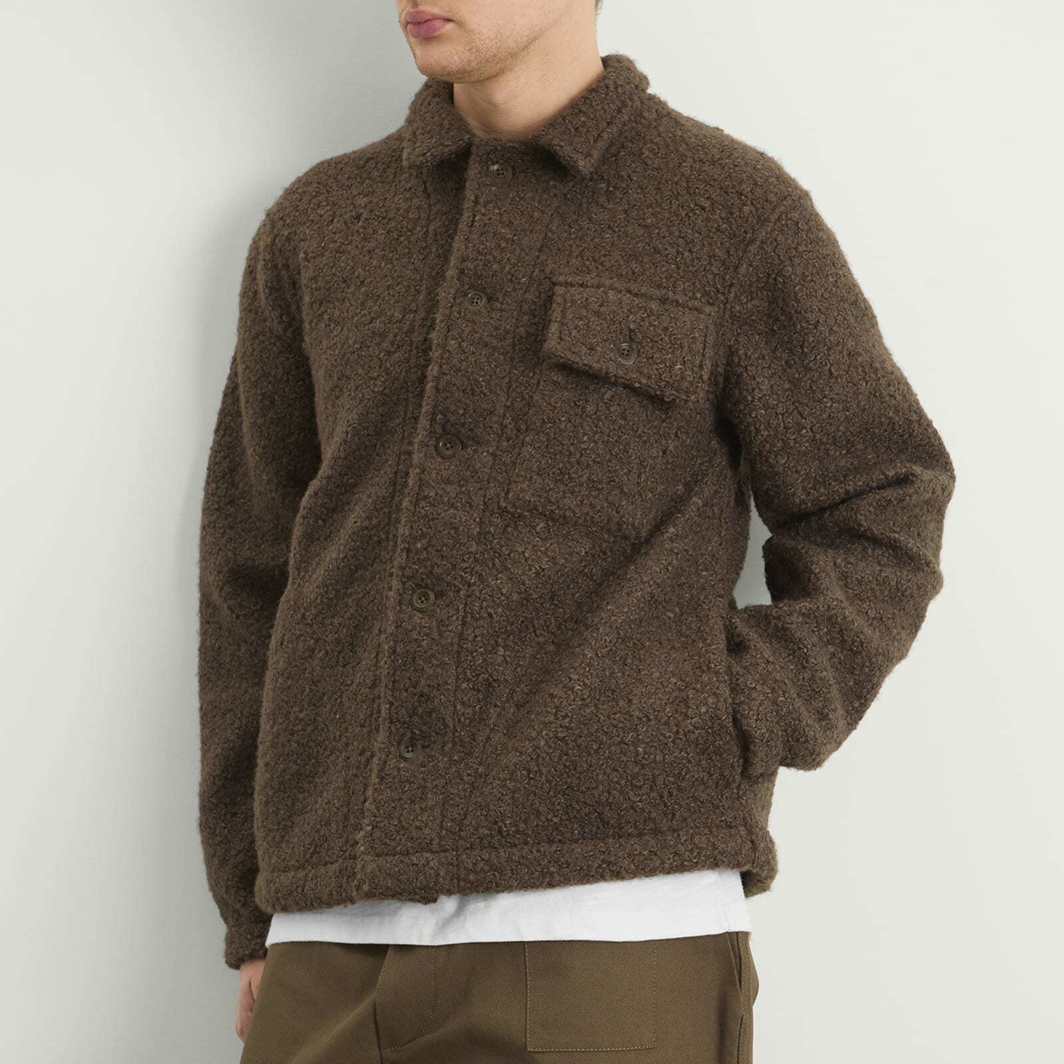 Café Mountain Men's Curly Boxy Explorers Jacket in Moss