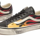Vans LX Old Skool 36 Sneaker in Archive Flame Black