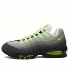 Nike Air Max 95 Og Sneaker in Black/Neon Yellow