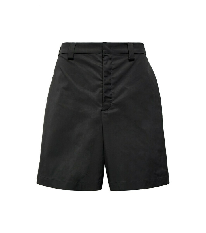 Photo: Valentino Tailored mid-rise shorts