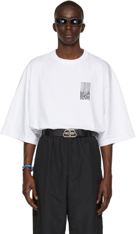 Photo: Balenciaga White Vintage Jersey Wide Fit Barcode T-Shirt