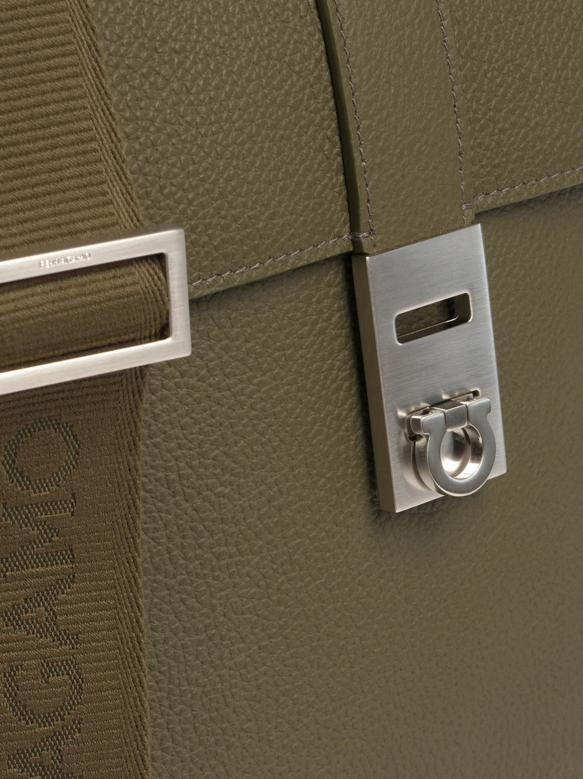 Ferragamo Mens Hug buckle sling bag in Green