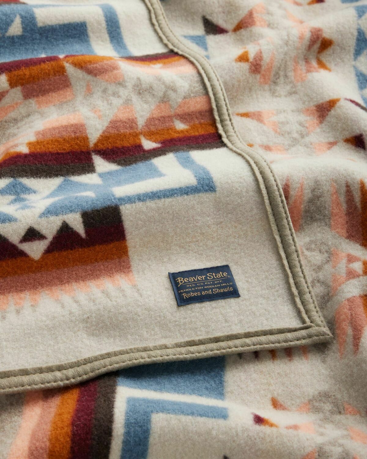 JACQUARD NAPPED ROBE