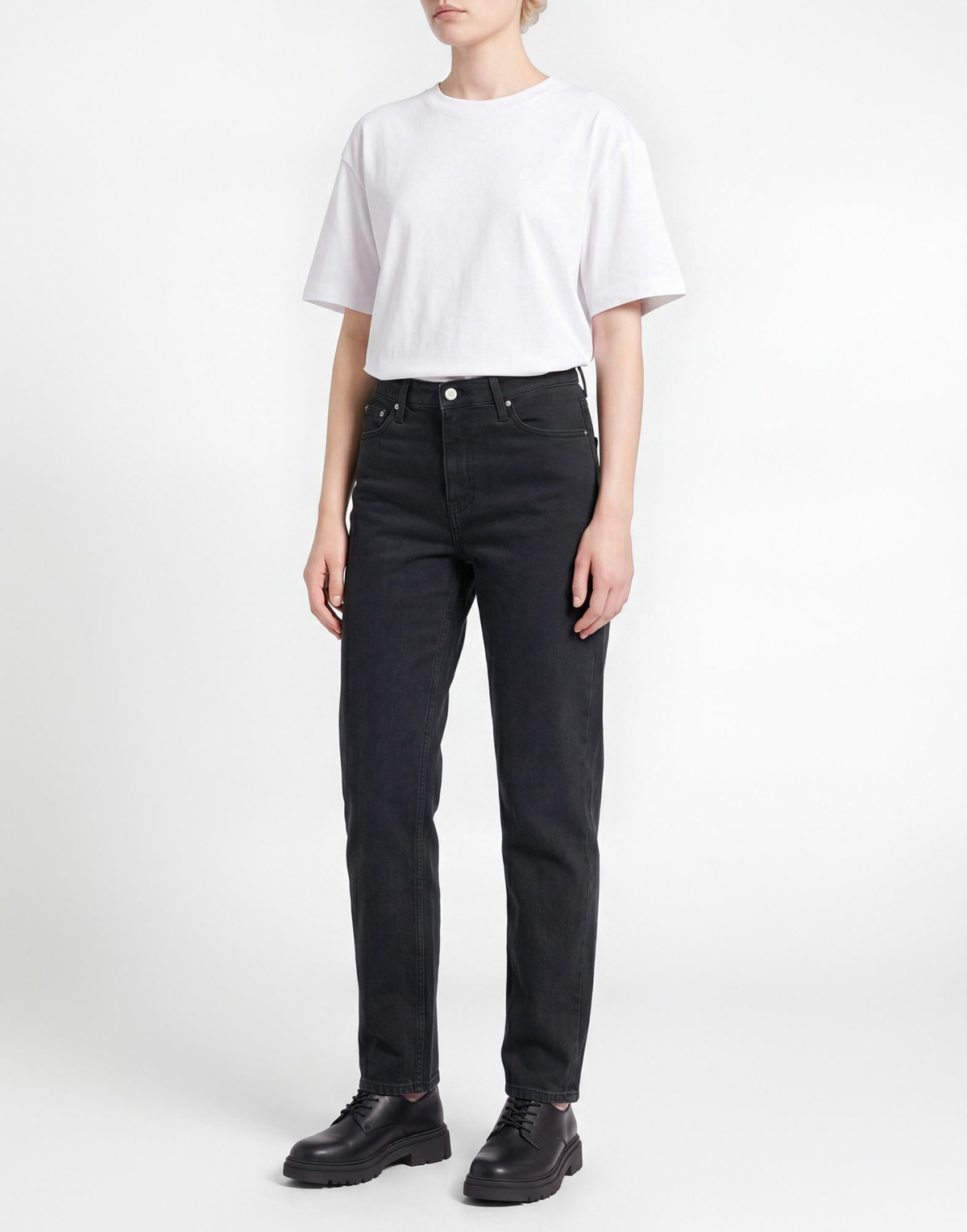 Calvin Klein Jeans Womens Jeans in Black