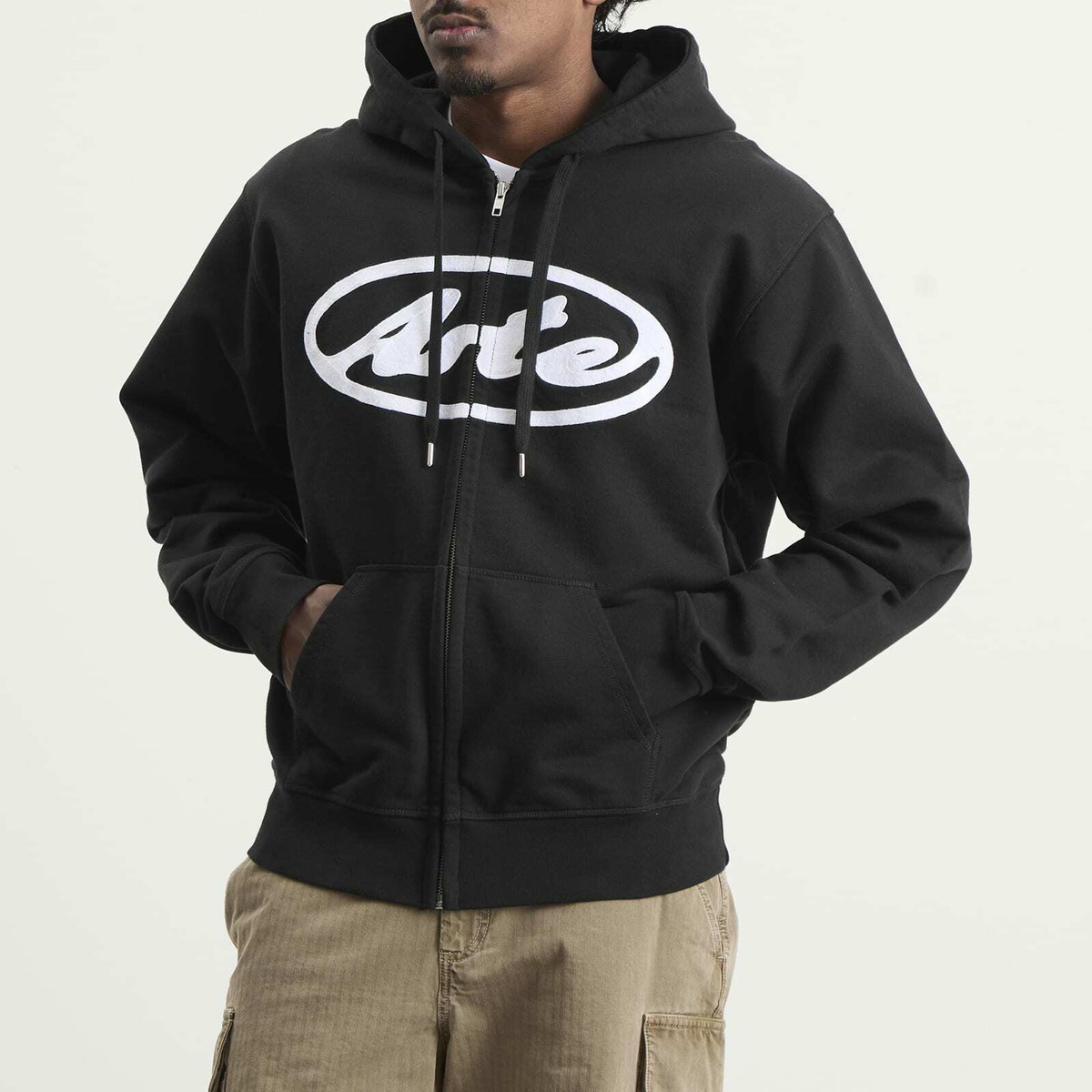 Arte Men's Circle Logo Zip Hoodie in Black