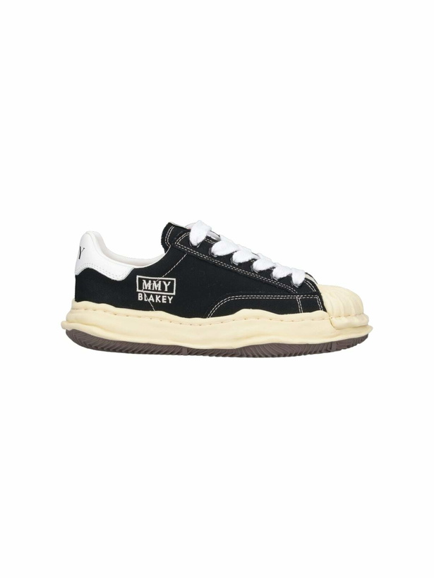 Photo: Mihara Yasuhiro mmy Sneakers