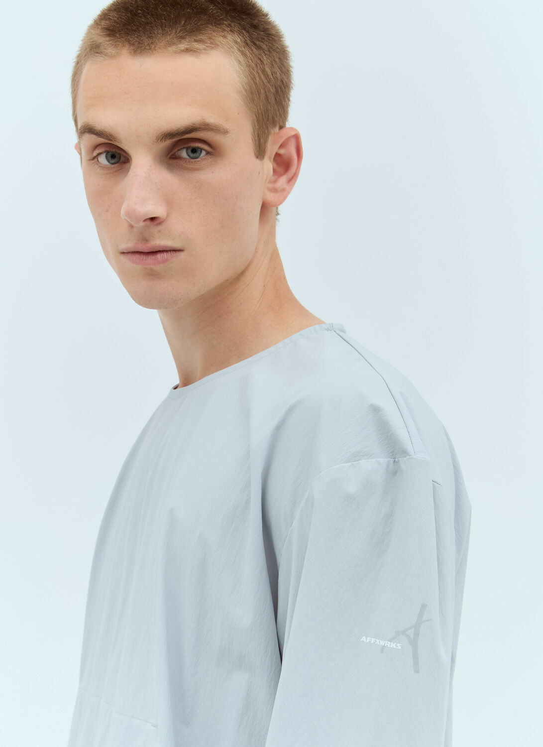 AFFXWRKS Lightweight Shell Top AFFXWRKS