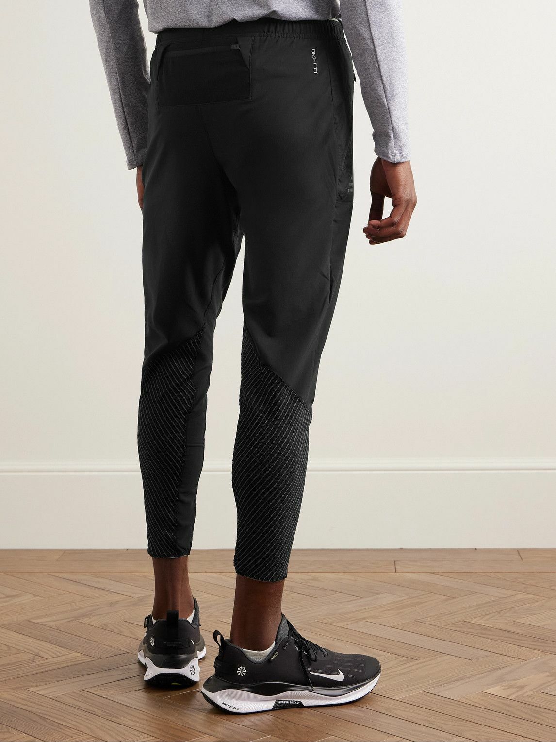 nike phenom track pants
