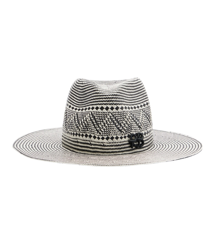 Photo: Ruslan Baginskiy Logo hat