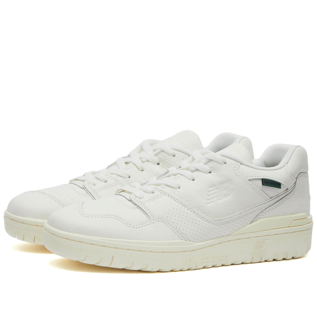 New Balance BB550PWT Sneakers in Sea Salt New Balance