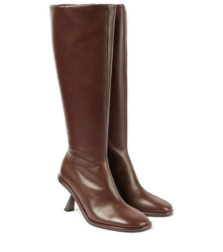 Photo: Souliers Martinez Riana leather knee-high boots