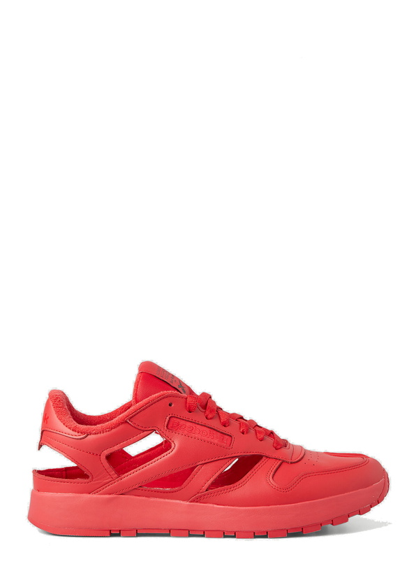 Photo: Décortiqué Tabi Classic Sneakers in Red