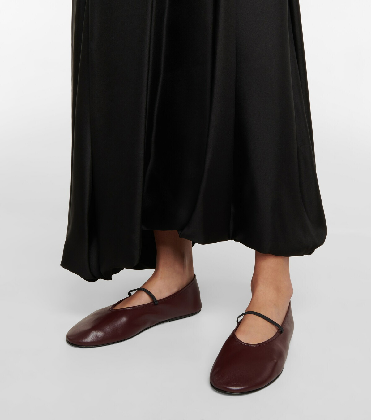 パンプス [THE ROW] Leather star ballerinas THE ROW | Stella Leather Ballerina Flats | Women | Lane Crawford