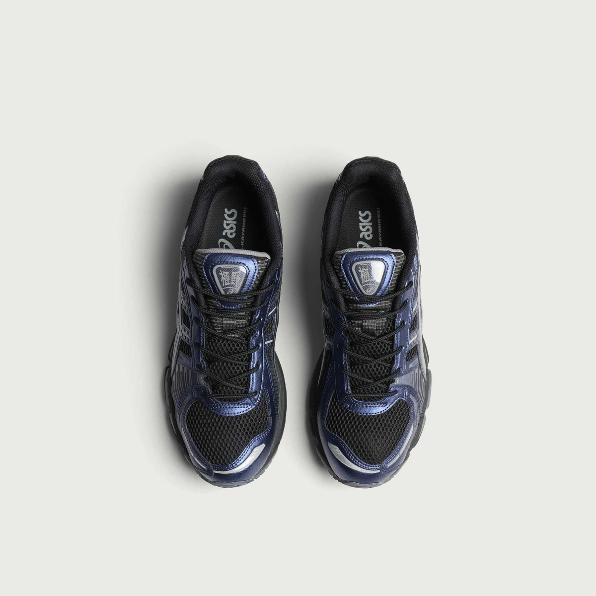 Asics Men's GEL-KAYANO 12.1 Sneaker in Black/Carrier Grey