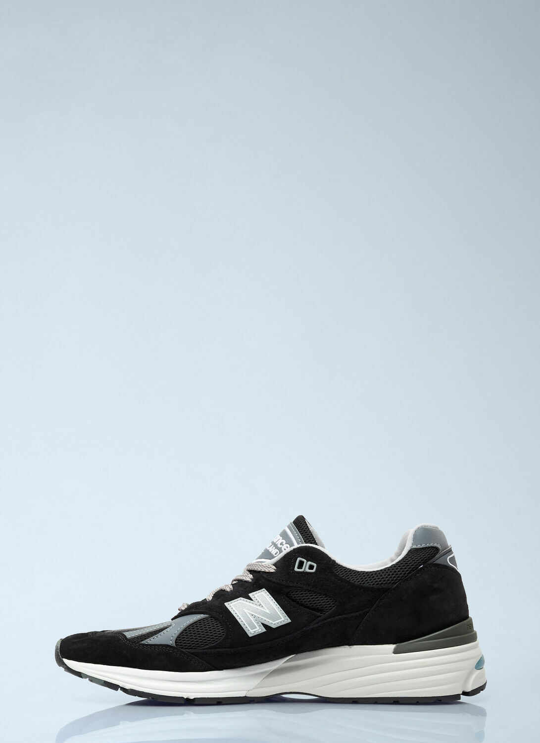 New Balance 991 Sneakers