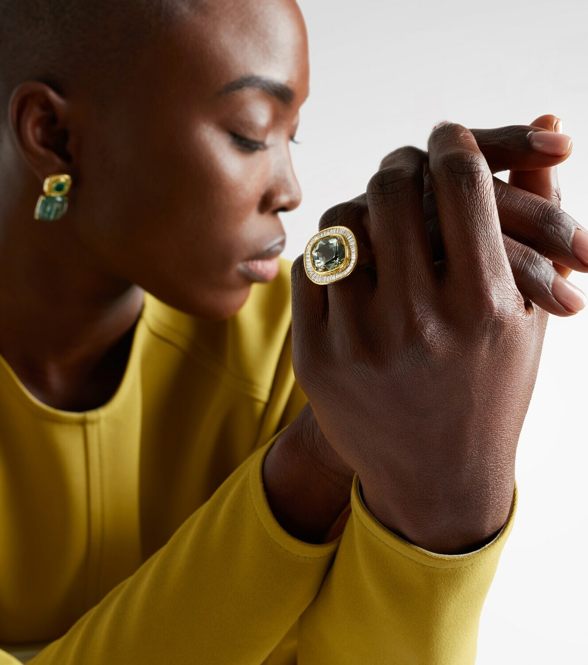 Octavia Elizabeth Chroma 18kt gold ring with beryl and diamonds