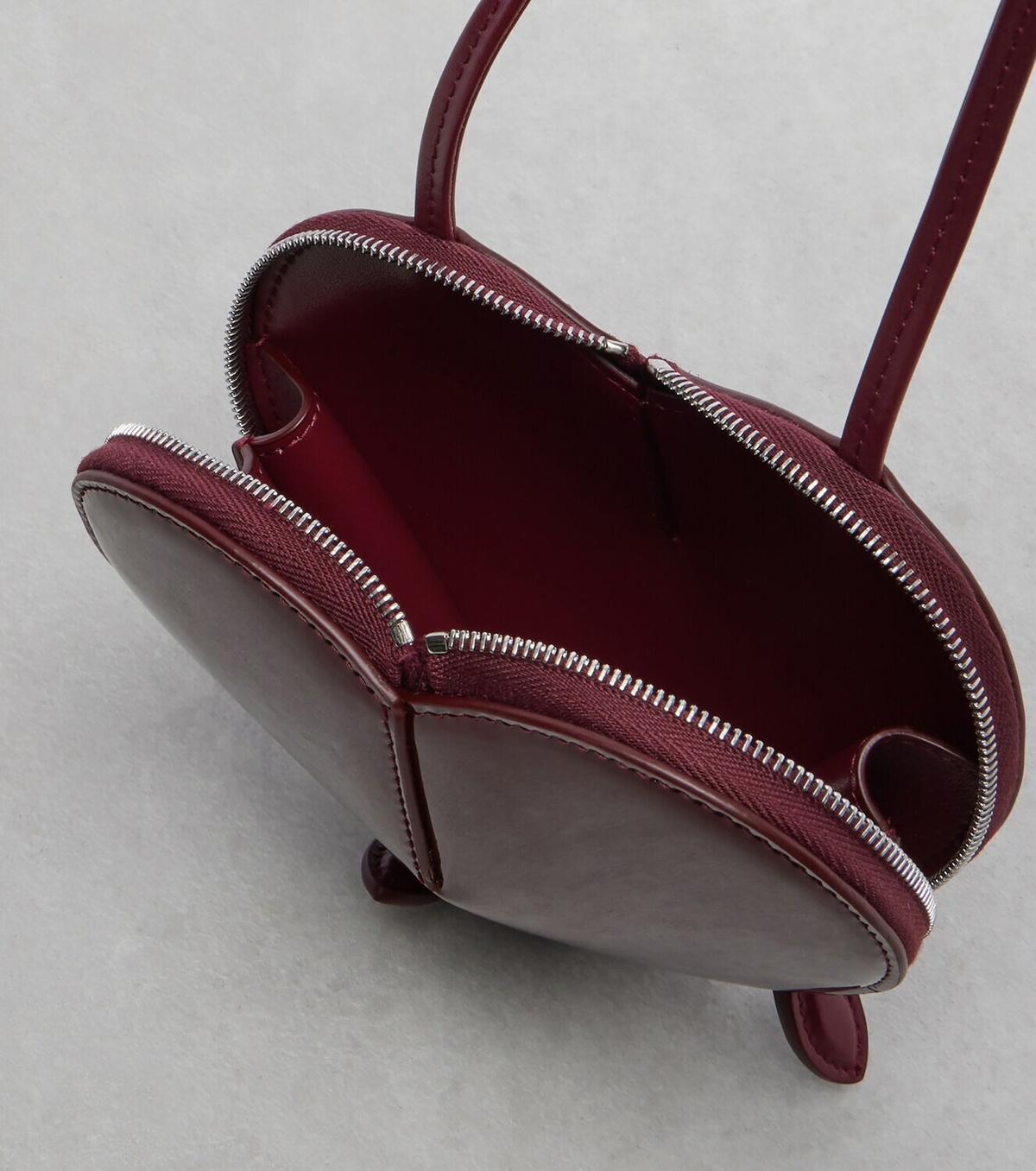 Alaïa Le Cœur patent leather shoulder bag