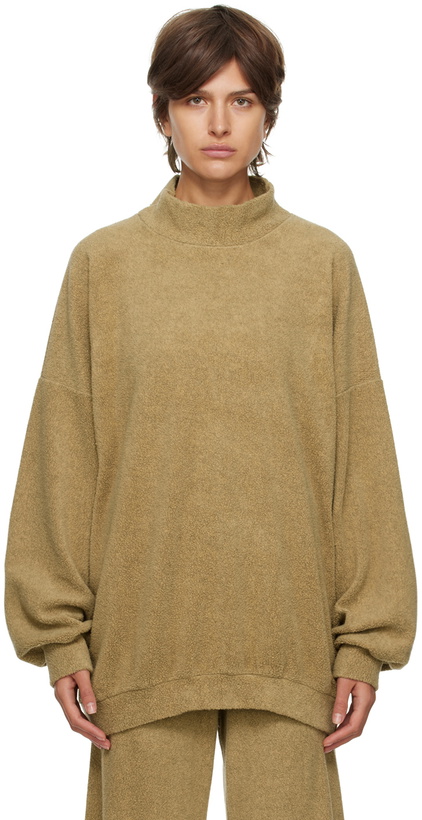Photo: Gil Rodriguez Beige George Sweater