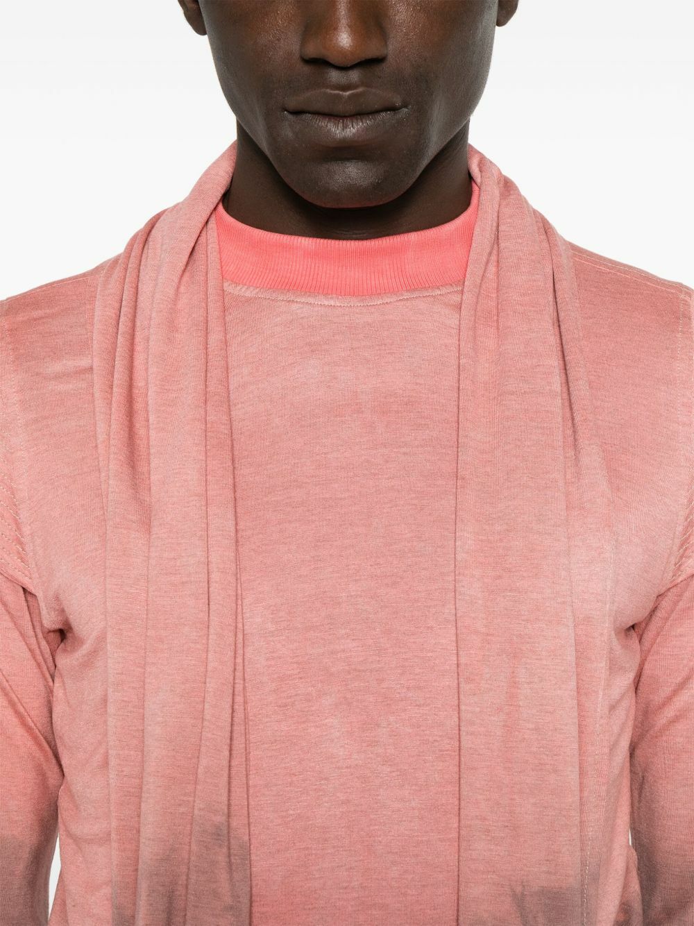 Charlie Constantinou Built-In-Scarf T-Shirt Charlie Constantinou