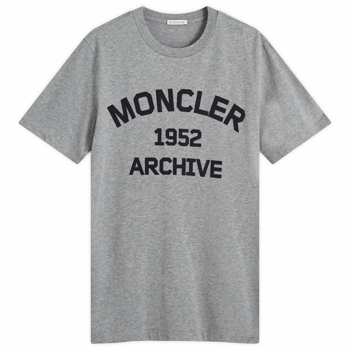 Moncler モンクレール ARCHIVE 1952刺繍 Tシャツ Moncler Men's 1952 Archive T-Shirt in Grey Moncler