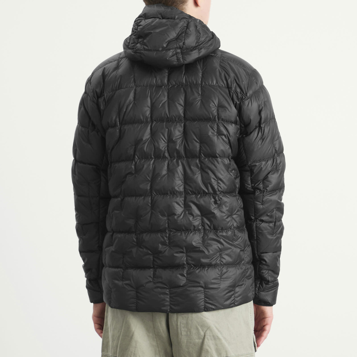 Haglöfs Men's Hede Down Hooded Jacket in True Black
