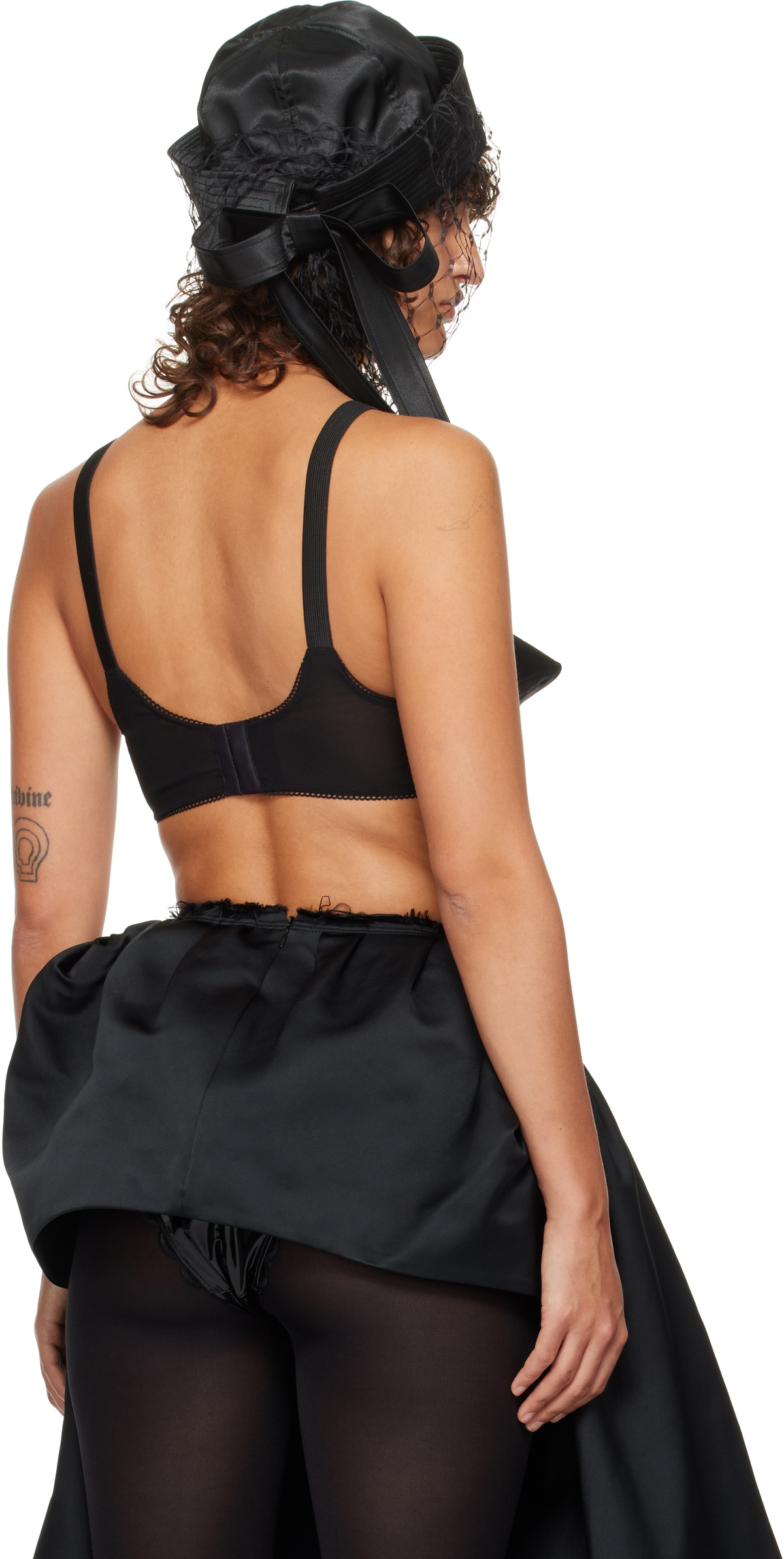 【関税込み】VAQUERA ブラック Cone ブラ VAQUERA Black Cone Bra Vaquera