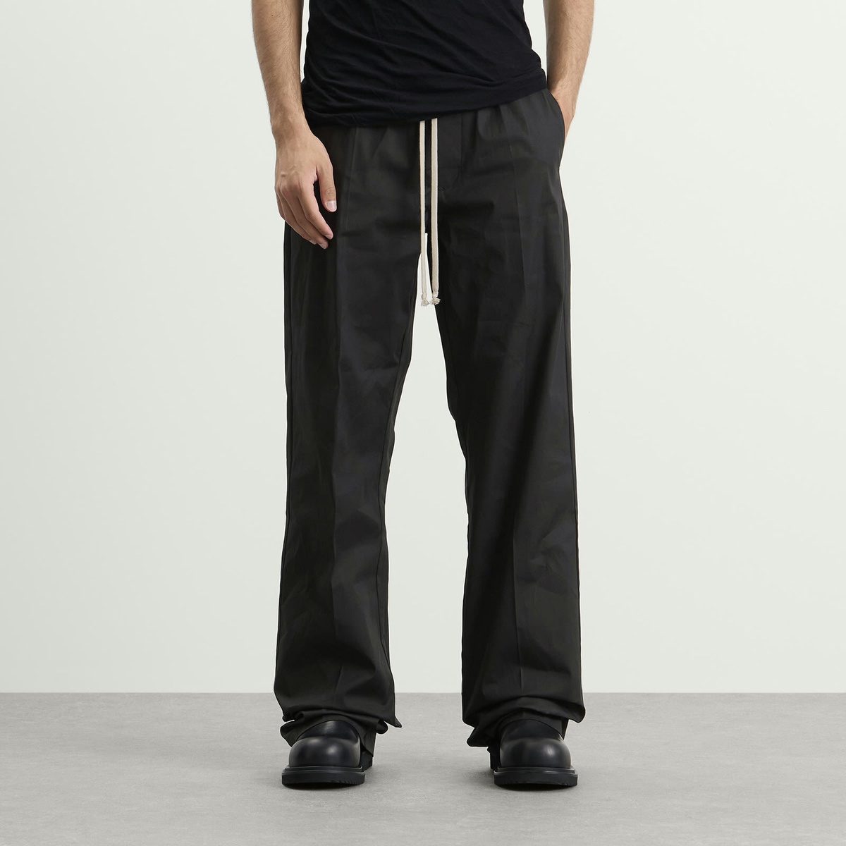 Rick Owens Men's Dietrich Drawstring Pant in Black