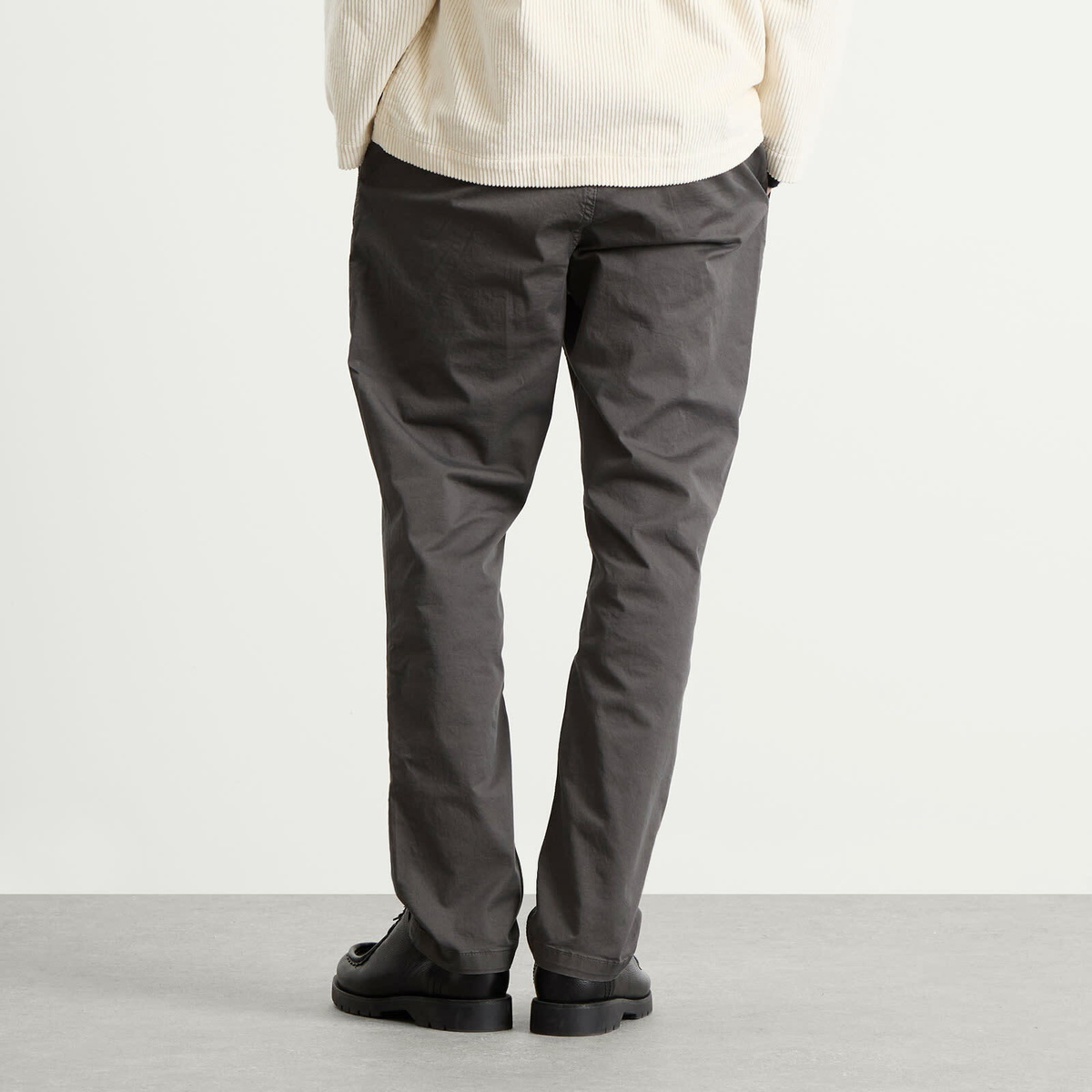 Kestin Men's Inverness Trousers in Charcoal Twill