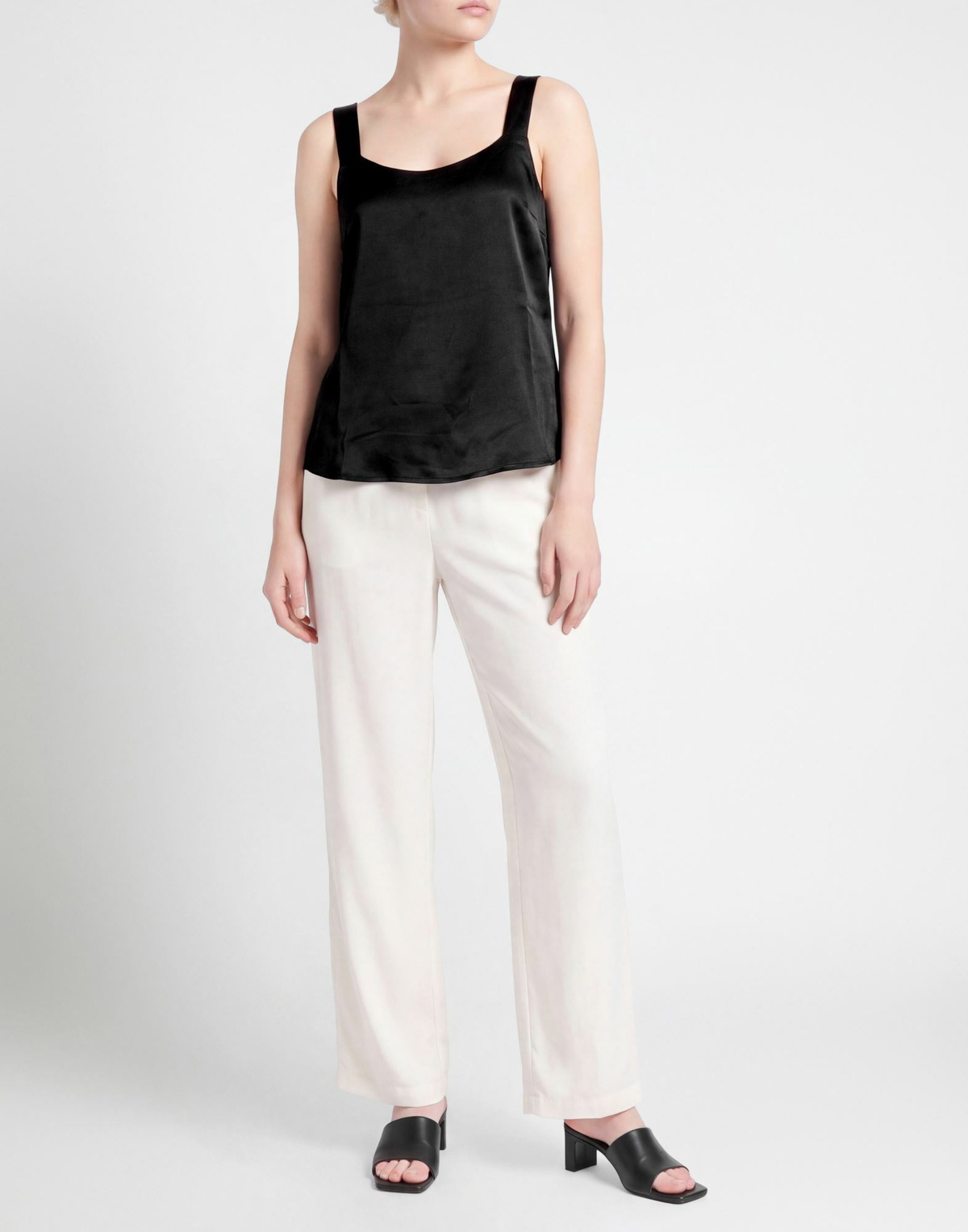 Donni. Womens Top in Black