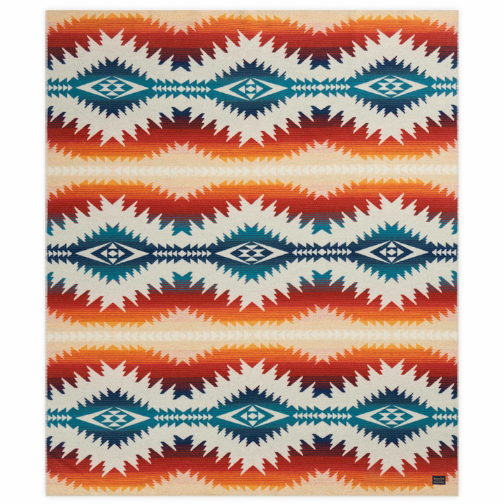 Photo: Pendleton Jacquard Unnapped Throw 