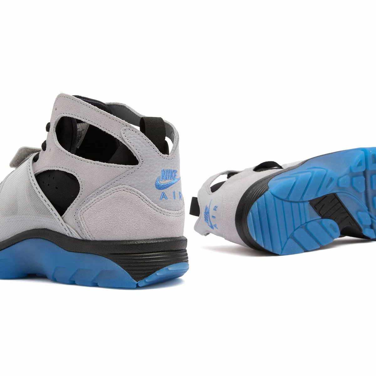Nike Air Trainer Huarache Se Sneaker in Grey/Blue/Silver