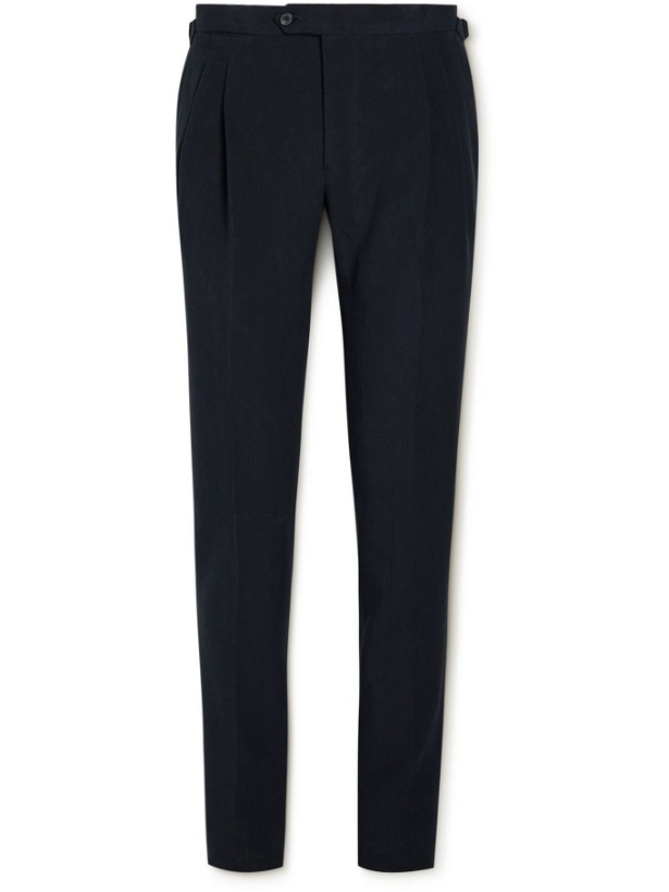 Photo: Thom Sweeney - Pleated Linen Trousers - Blue