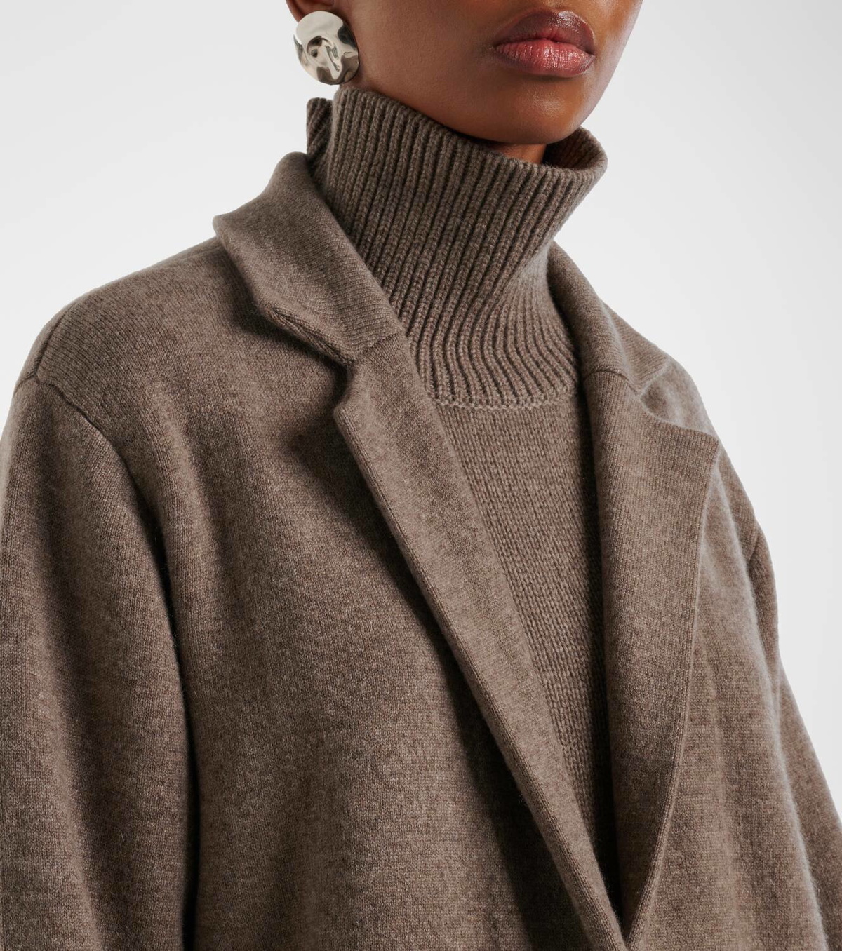 Lisa Yang Amie cashmere coat Lisa Yang