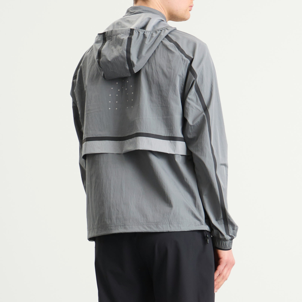ON Men's Performance Volt Jacket in Glacier