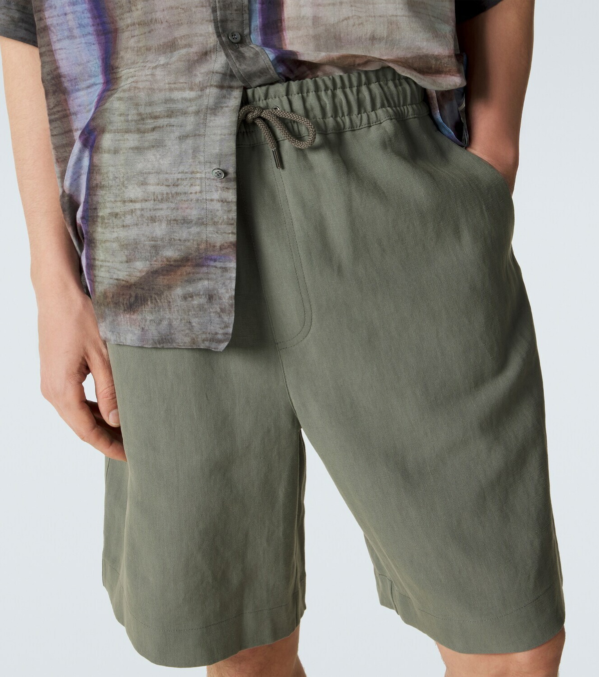 Giorgio Armani Linen Bermuda shorts