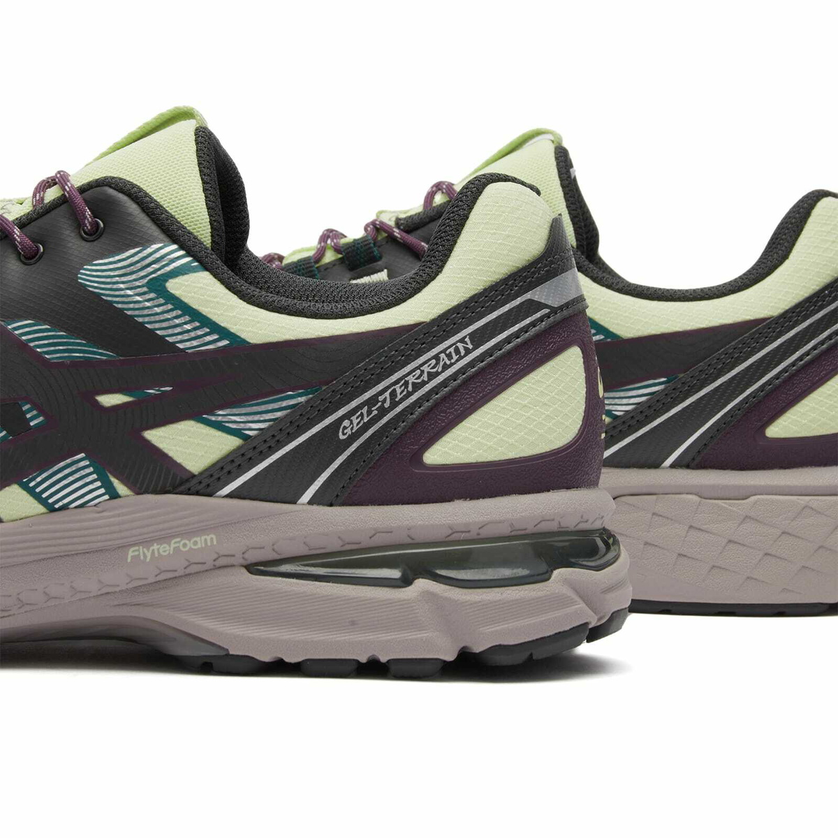 Asics GEL-TERRAIN Sneakers in Cool Matcha/Graphite Grey ASICS