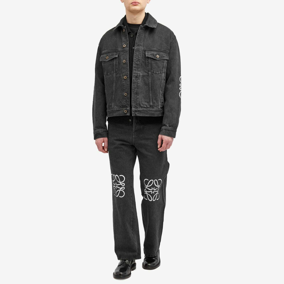 ジャケット LOEWE BLACK JACKET WITH ANAGRAM PEBBLE BUTTON Anagram denim jacket in black - Loewe | Mytheresa
