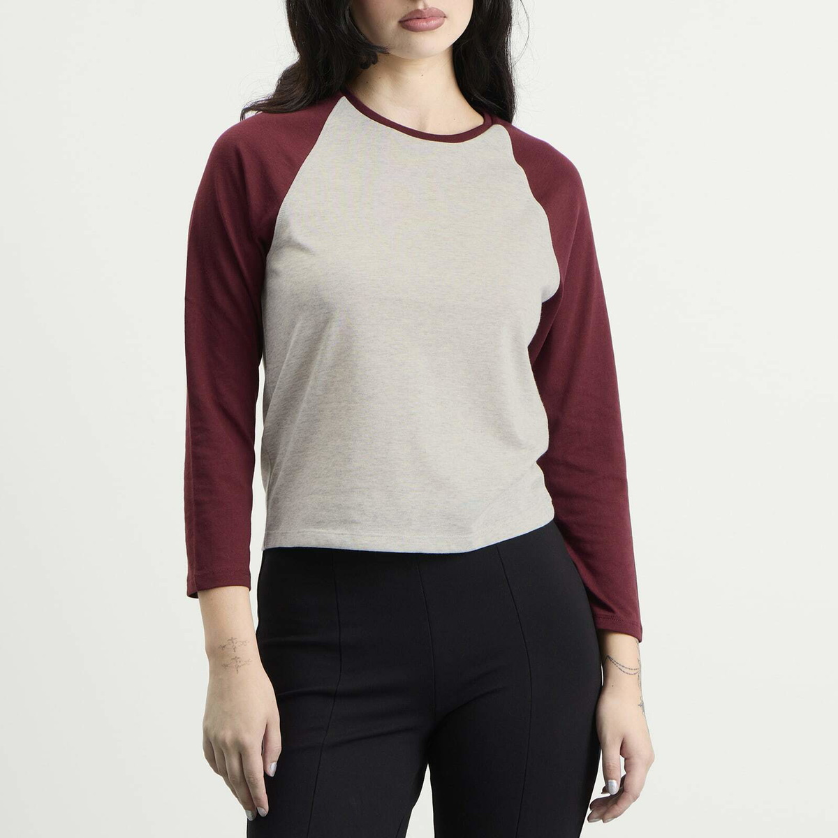 Good American Women's Raglan T-Shirt in Vintage Grey