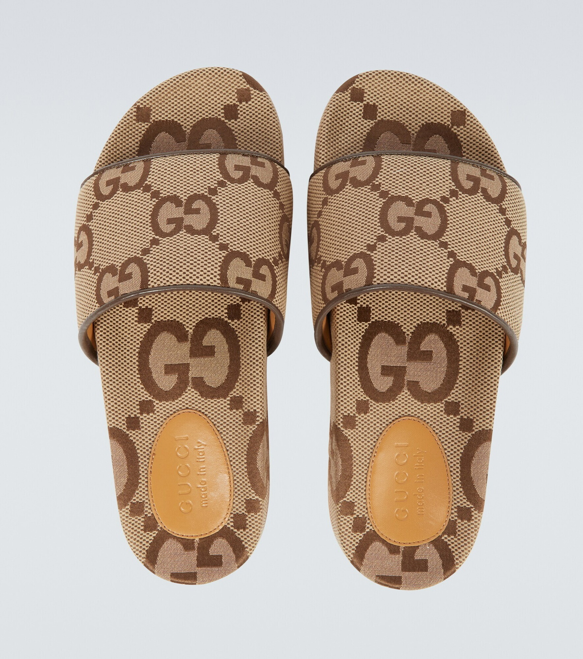 【GUCCI】GGマキシキャンバスプラットフォームスライド Gucci Angelina Maxi GG Slide Sandals | Saks Fifth Avenue