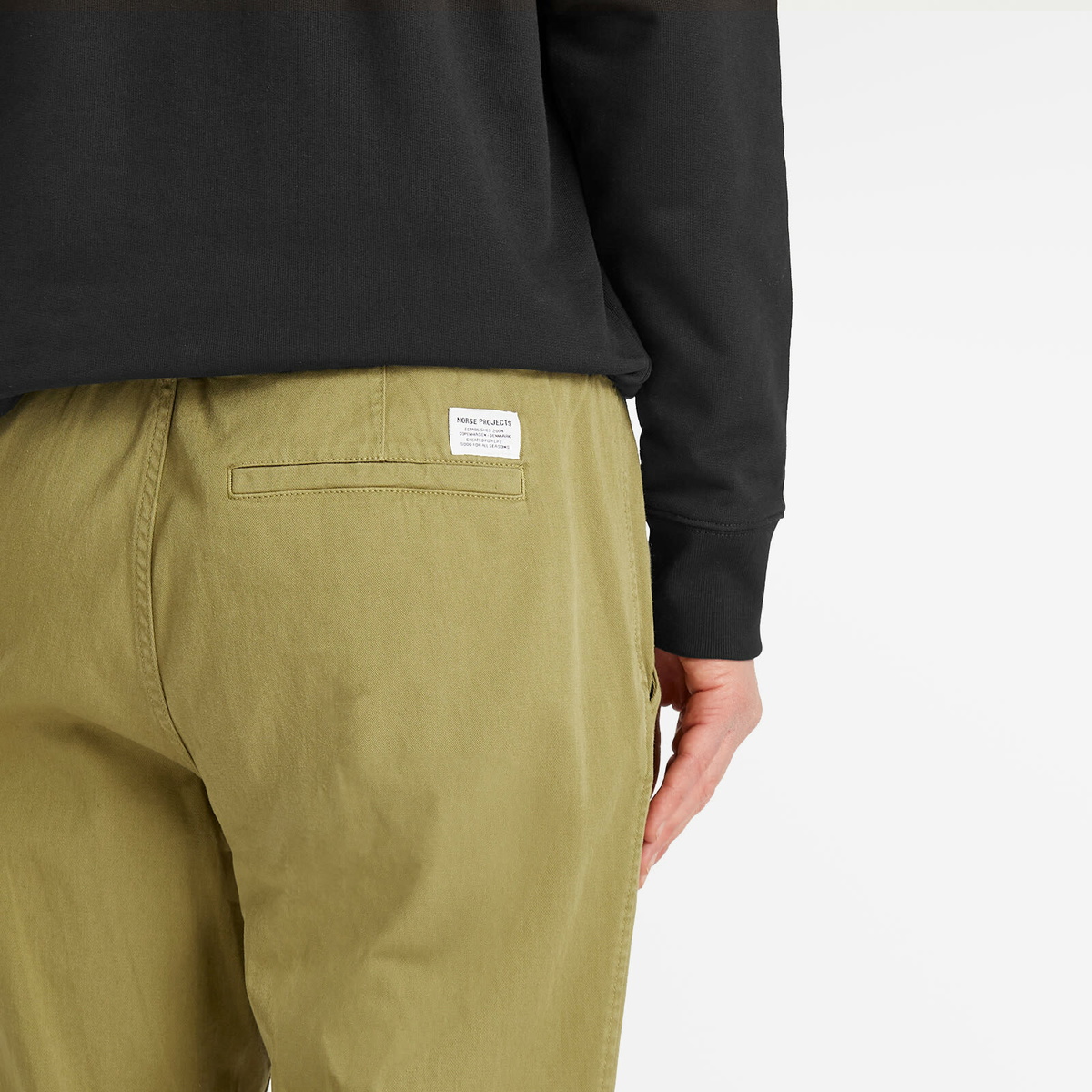 norse-projects-men-s-ezra-relaxed-twill-trousers-in-moss-green-norse