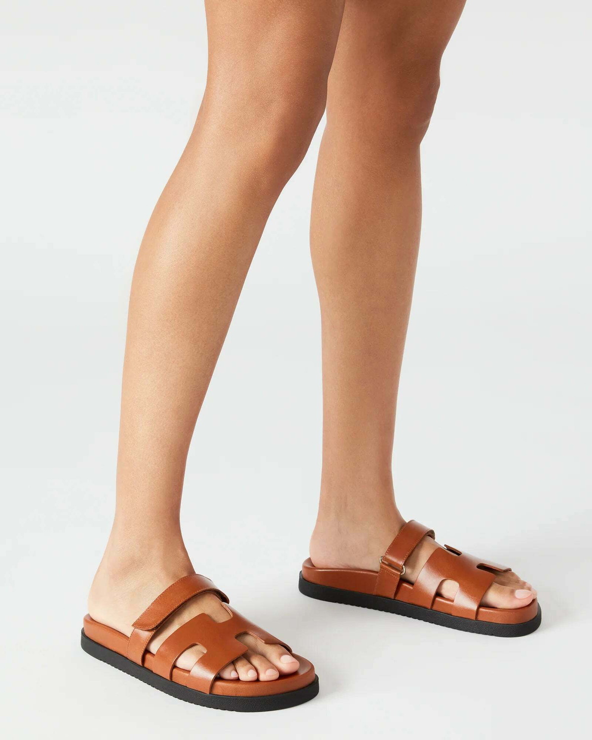 Steve Madden Mayven Sandals in Cognac