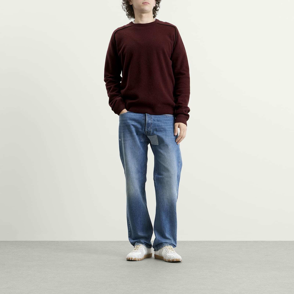 Maison Margiela Men's Lambswool Sweater in Burgundy/Brown