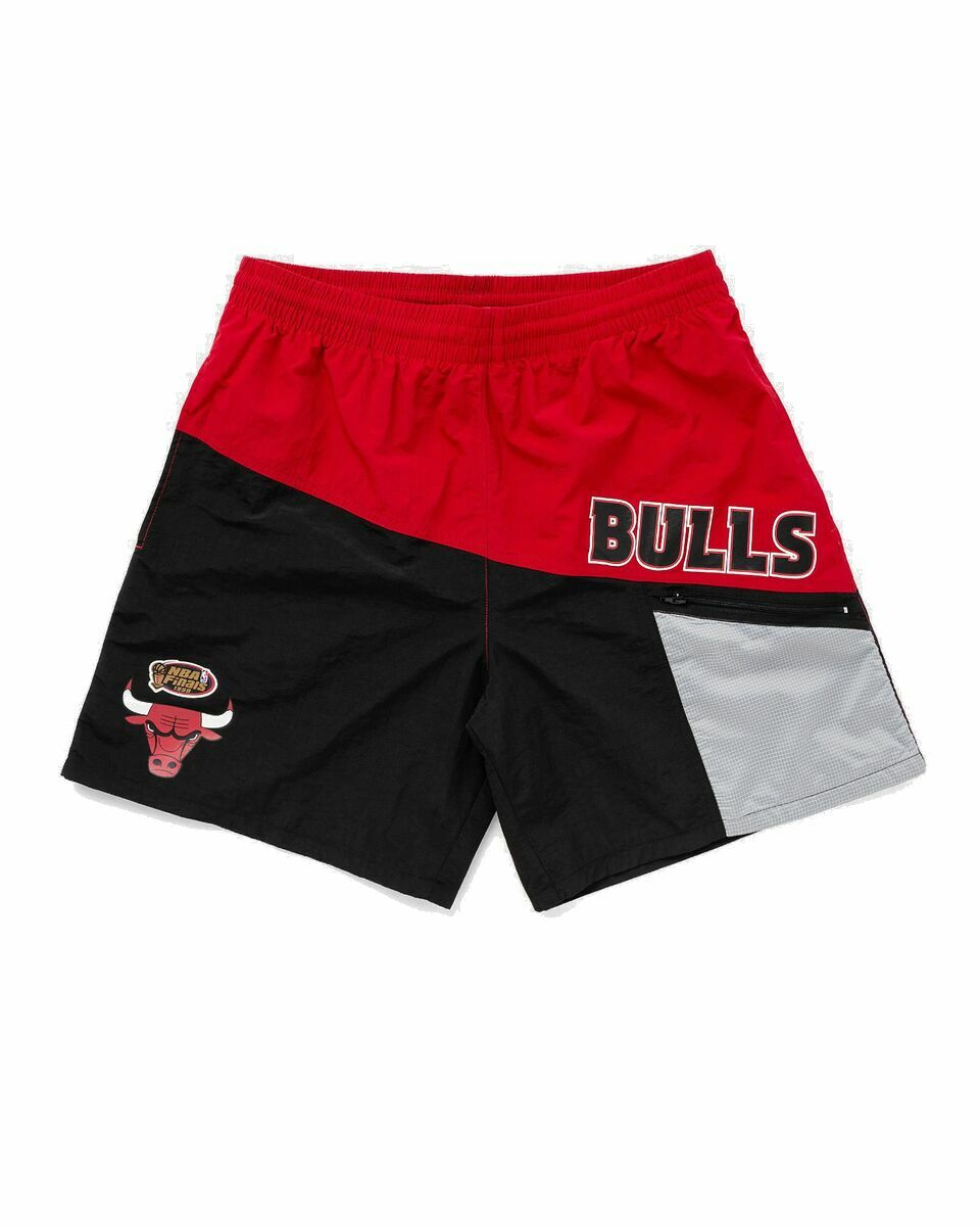 Photo: Mitchell & Ness Nba Nylon Utility Short Chicago Bulls Black/Red - Mens - Sport & Team Shorts