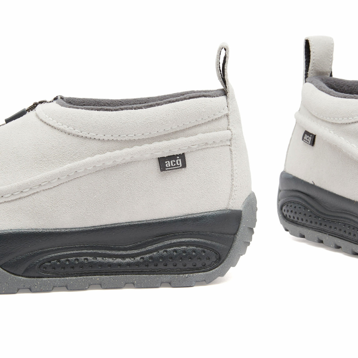 Nike Acg Izy Sneaker in Photon/Anthracite/Grey