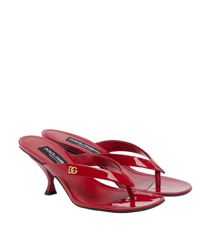 Photo: Dolce&Gabbana DG patent leather thong sandals