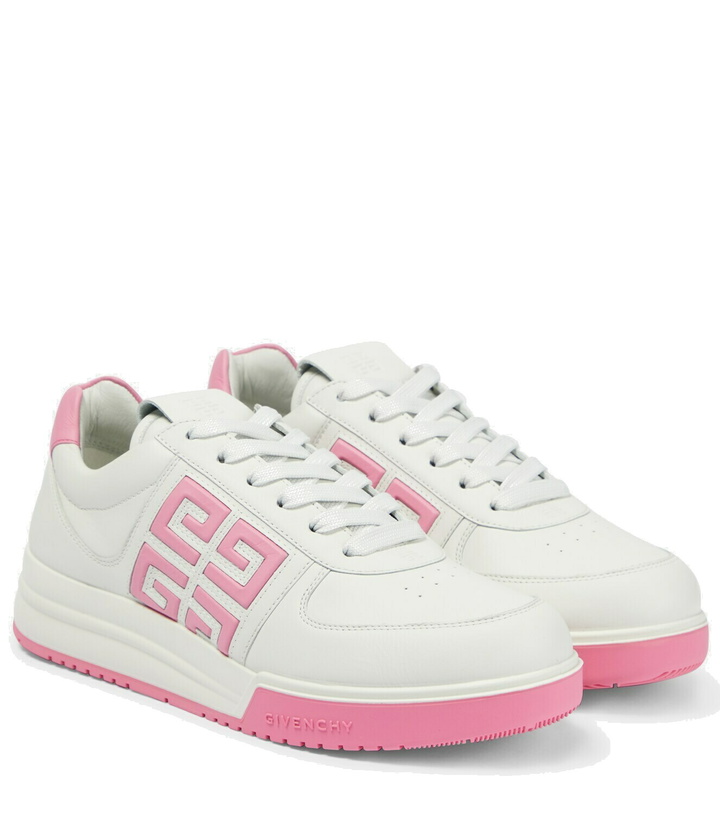 Photo: Givenchy - G4 leather low-top sneakers