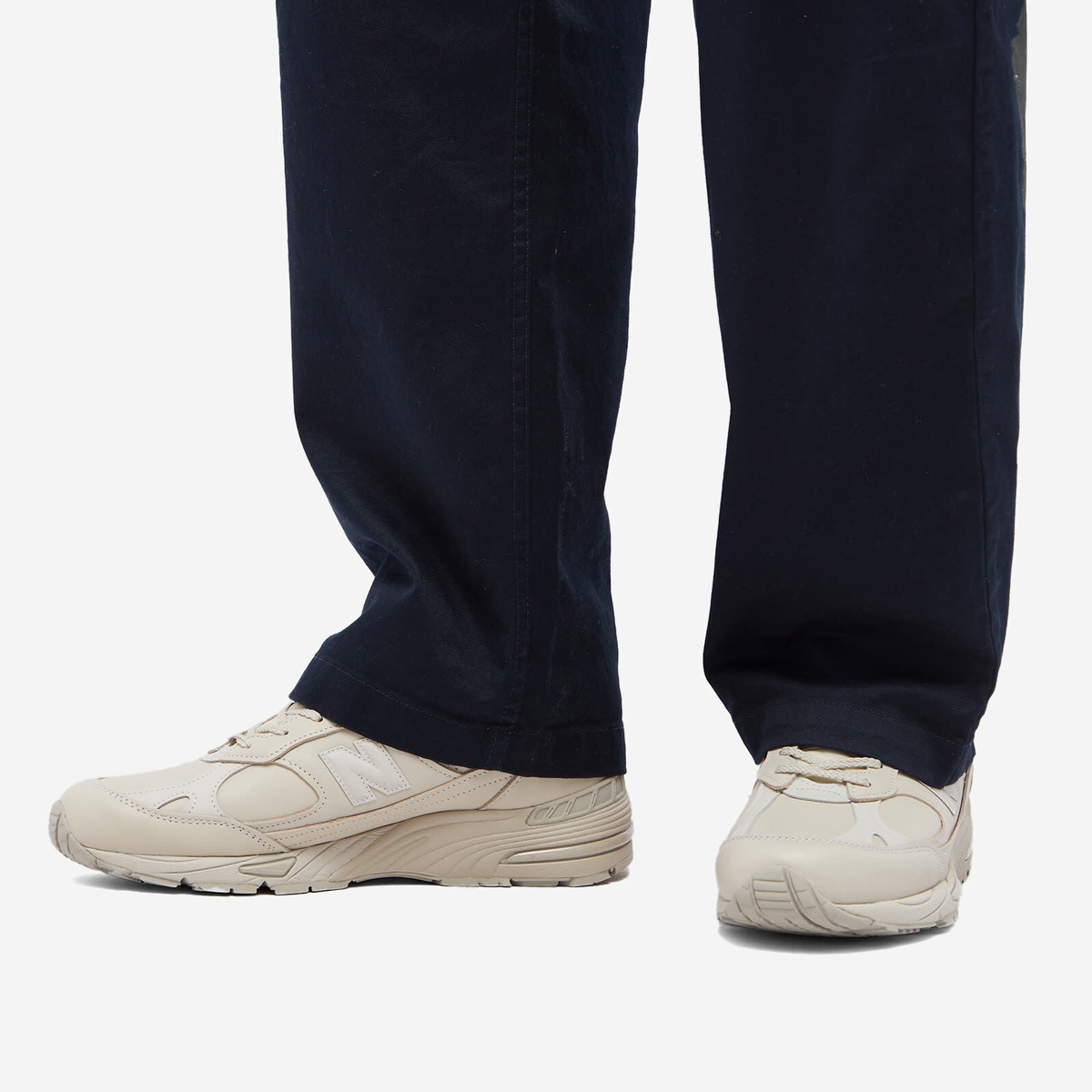 New Balance Men's M991OW - Made in UK Sneakers in Off White